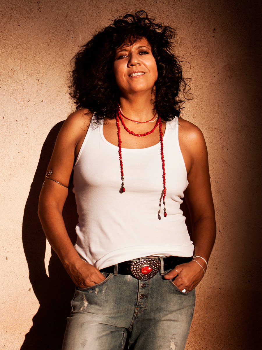 Rosana Arbelo - Cantautora canaria