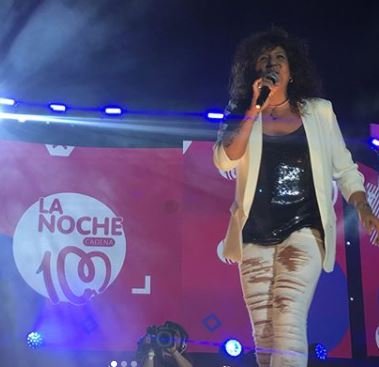 Rosana en "La Noche de Cadena 100"